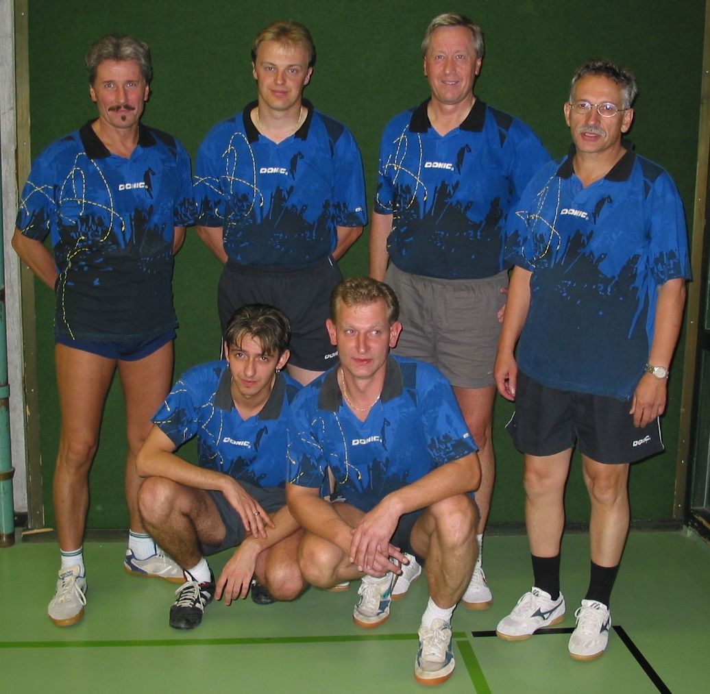 02/03 Herren II. hinten von links: Heldt, Zeiselmeier, P. Müller, Gerstner; vorne von links: Sokolowski, Wrobel