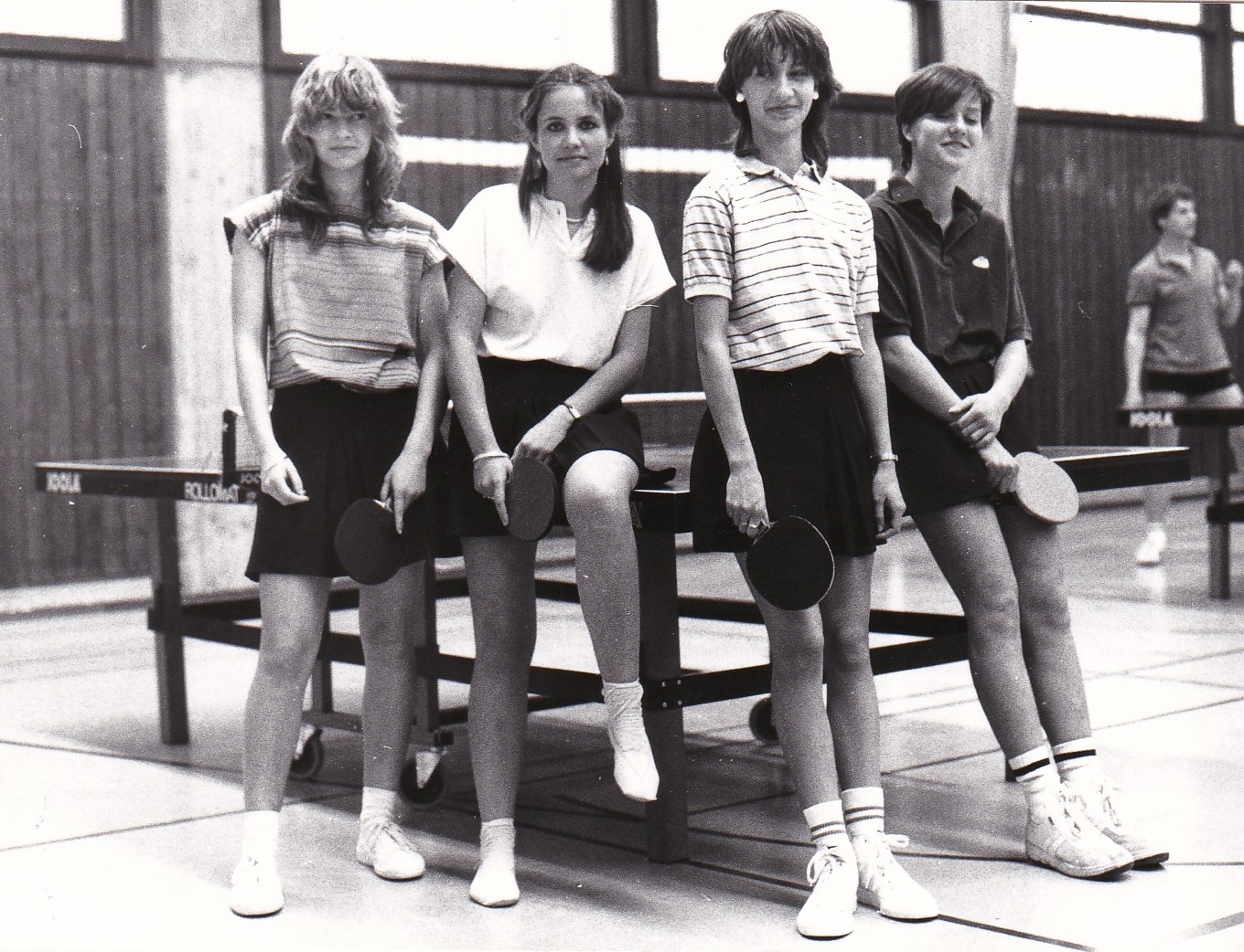 Maedchen VR 1983/84. Von links: Dieterle, Gilot, Kuon, Weber